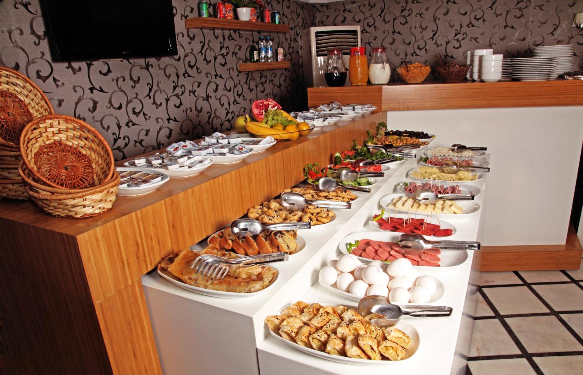 איזמיר Grand Zeybek Hotel מראה חיצוני תמונה