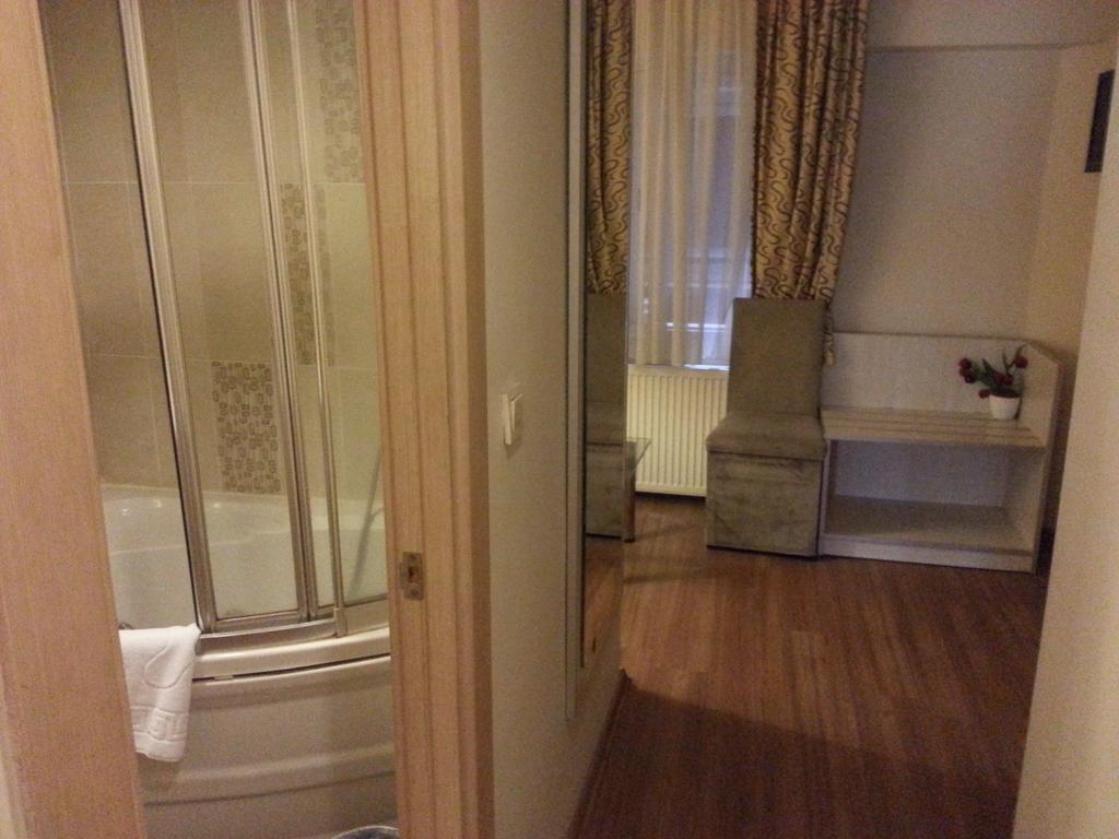 איזמיר Grand Zeybek Hotel מראה חיצוני תמונה