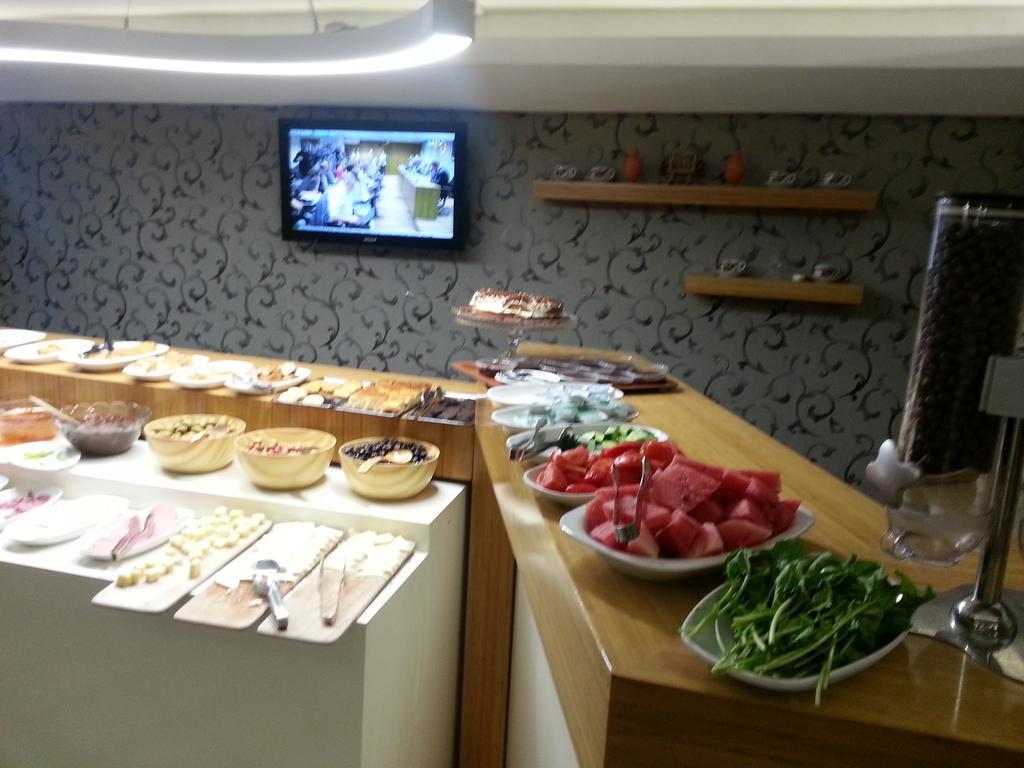 איזמיר Grand Zeybek Hotel מראה חיצוני תמונה