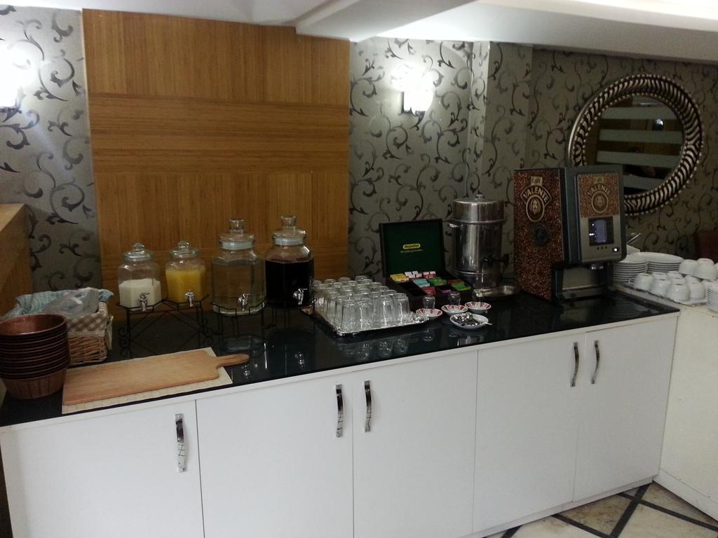 איזמיר Grand Zeybek Hotel מראה חיצוני תמונה