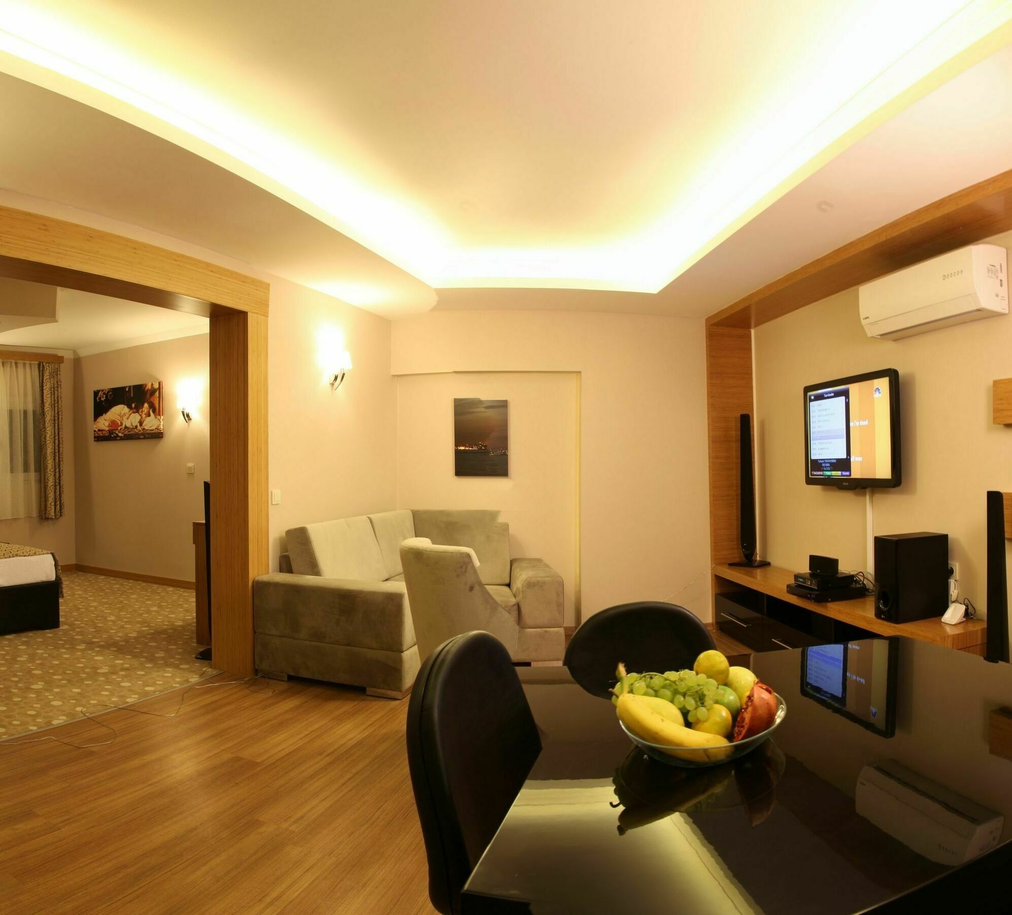 איזמיר Grand Zeybek Hotel מראה חיצוני תמונה