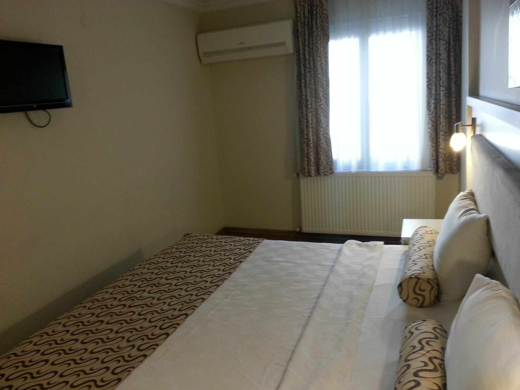 איזמיר Grand Zeybek Hotel מראה חיצוני תמונה
