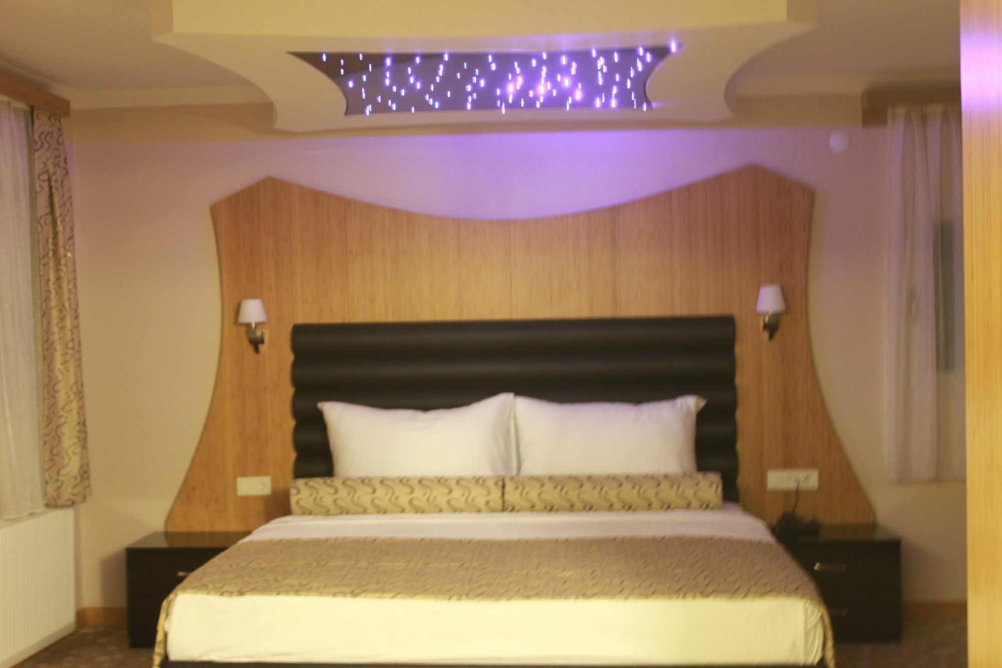 איזמיר Grand Zeybek Hotel מראה חיצוני תמונה